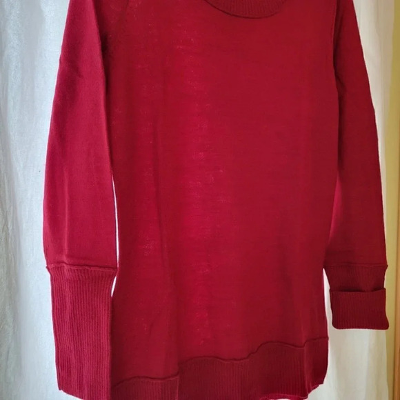 Women's Red Crew Neck Sweater - Picture 4 of 9